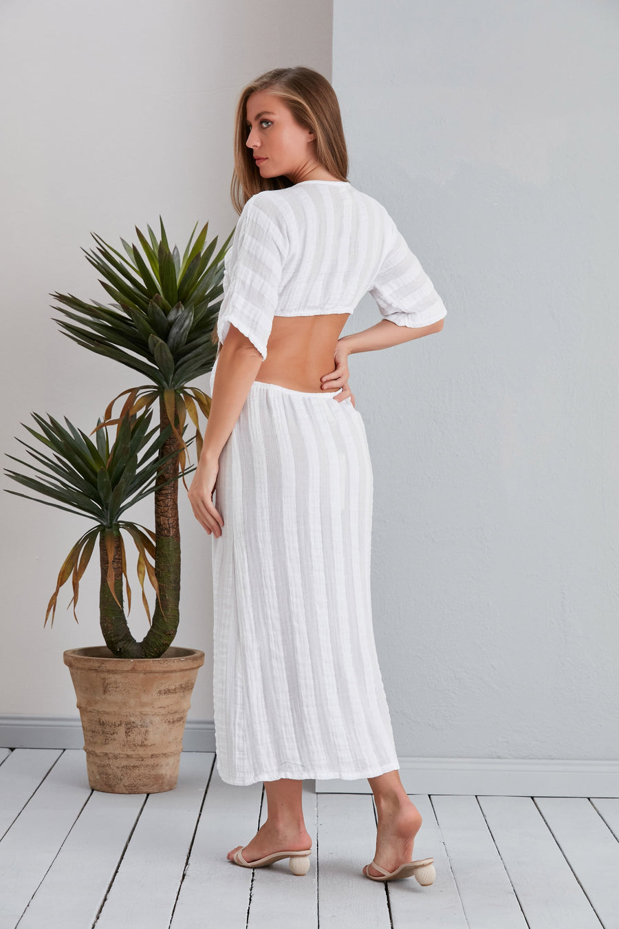 Begonville Alt-Üst Takım Bardot Crop Top ve Etek Takımı - Beyaz