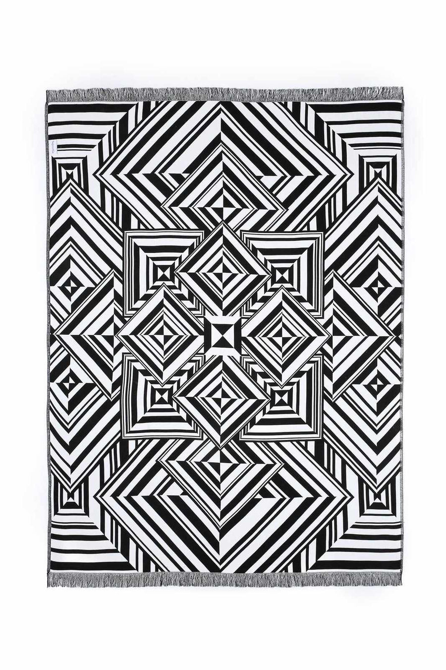 Begonville Bath and Beach Throw Black & White Cotton Throw Mirror